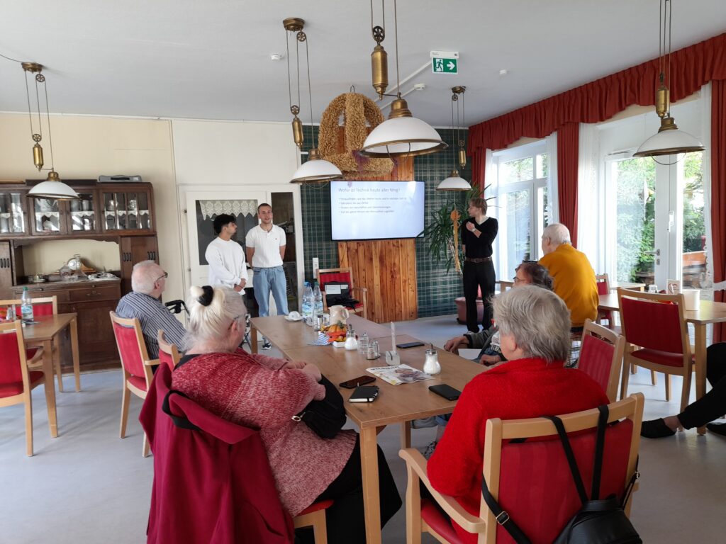 Handy-Kurs für Seniorinnen und Senioren